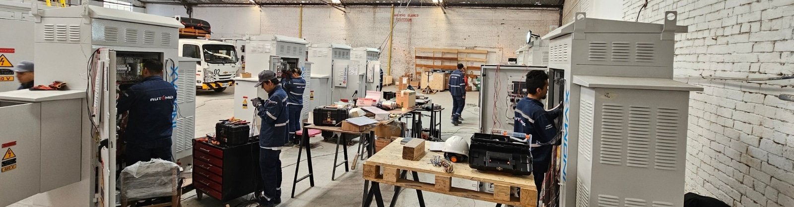 Gabinete eléctrico ATX